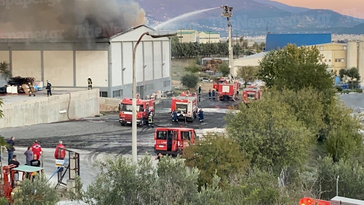 Κάηκαν αποθήκες λαδιού και βιοντίζελ 